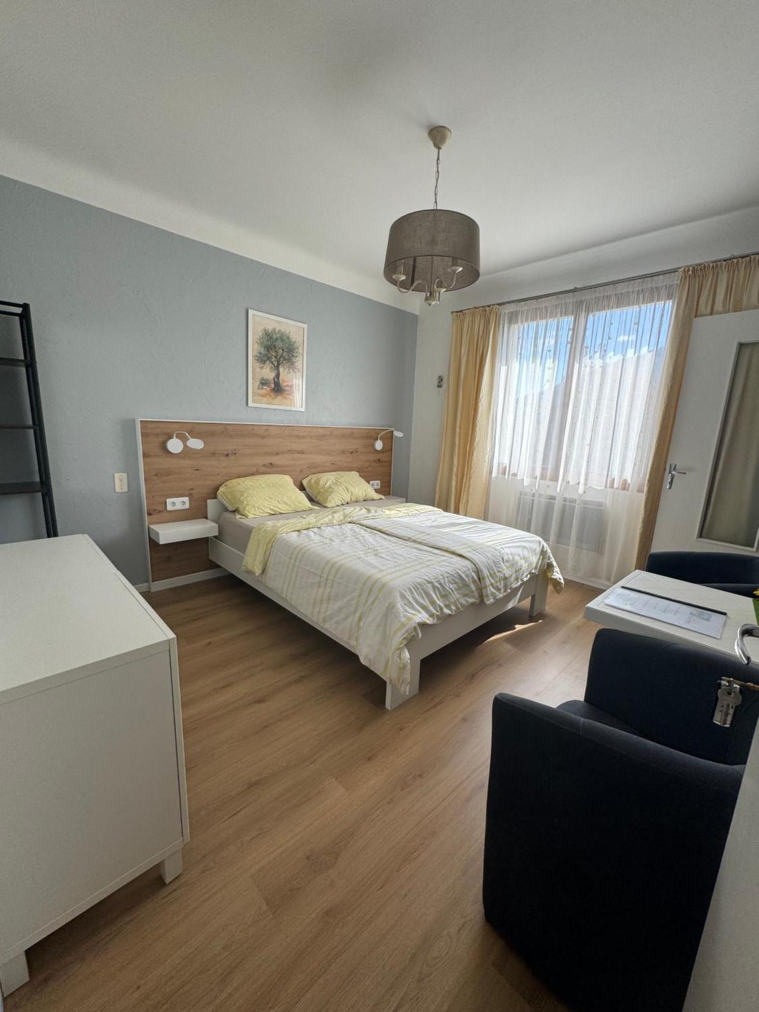 Bnb Castellane Chambre D'Hotes B&B Exterior foto